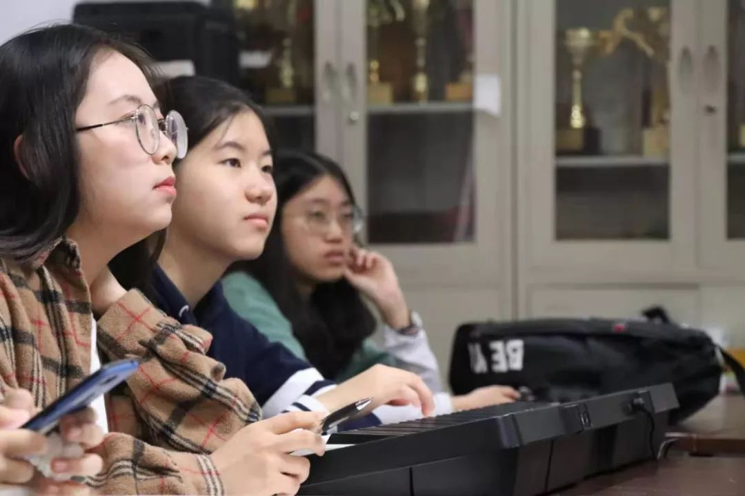 12c2c6cb4cdb4c6fbec575c2cf69f94a.png 2.png